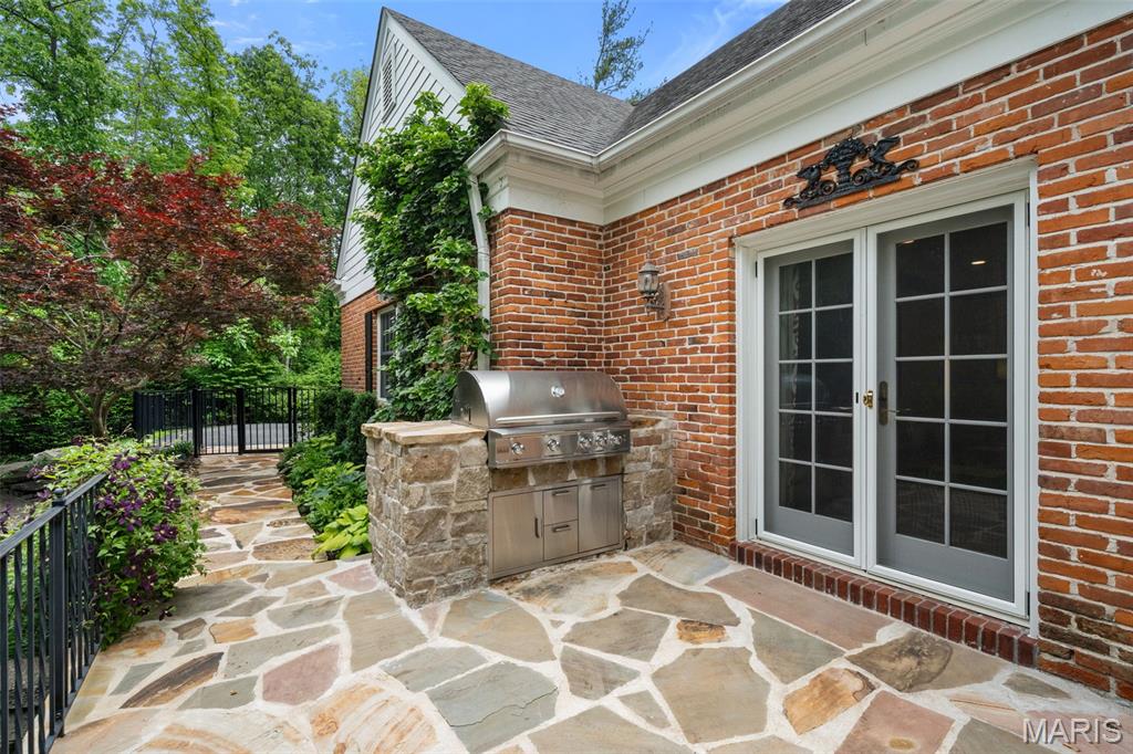 Gouvenor Lane - Residential