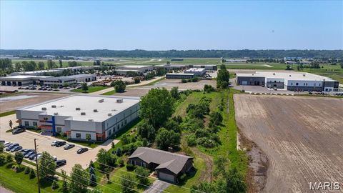 Tiny photo for 18668 Olive Street Road, Chesterfield, MO 63005 (MLS # 26017110)