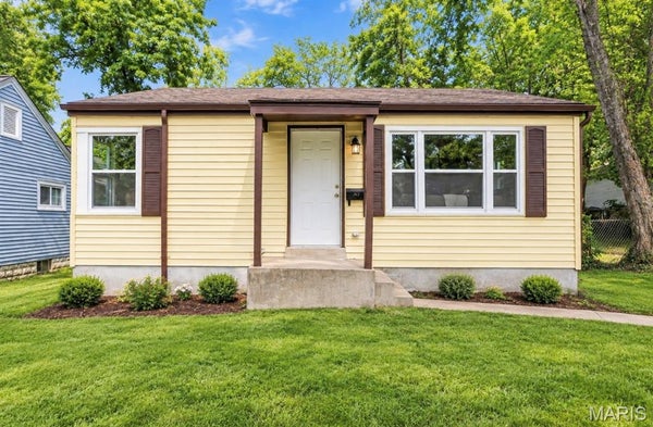 609 CLOVER LN, SAINT LOUIS, MO 63126 - Image 85a4542e2ce59ea8584480122b3a6f75/3414567333