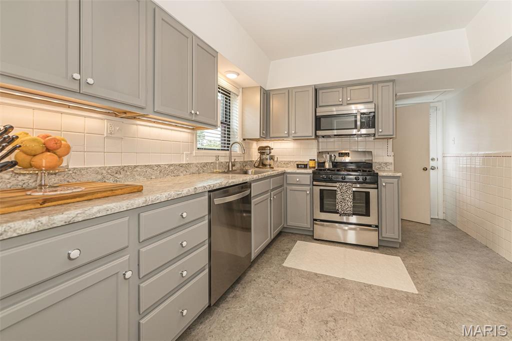 Clayshire Ridge - Residential