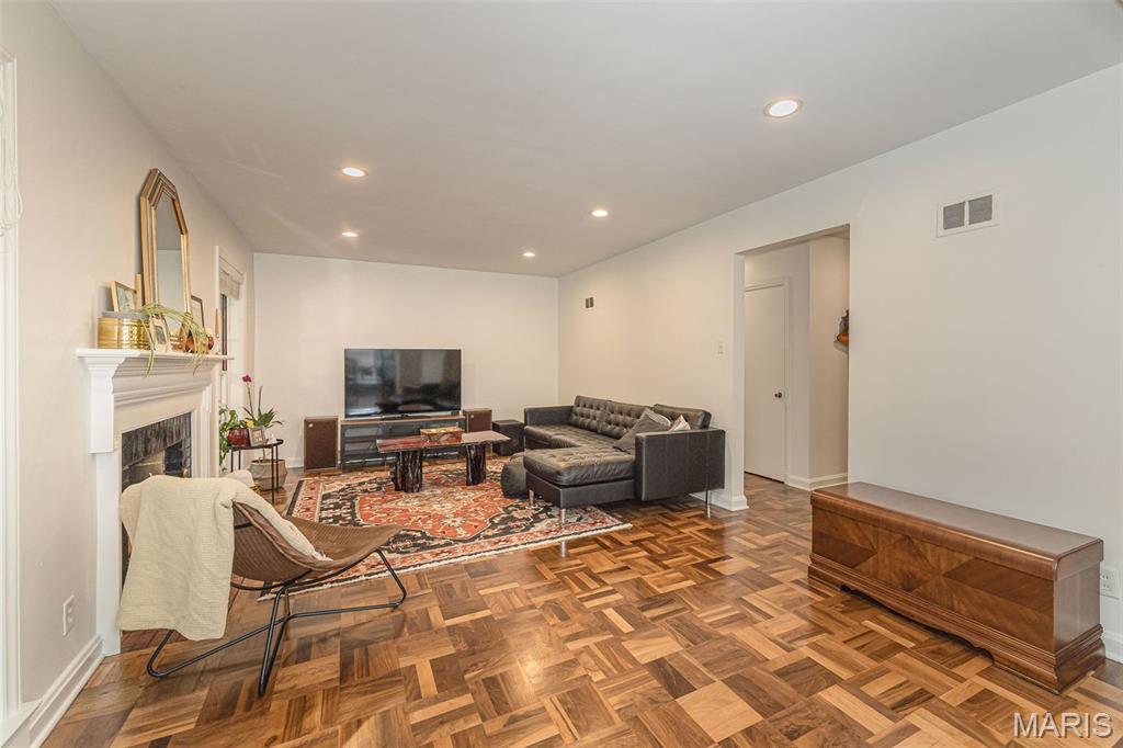 Clayshire Ridge - Residential