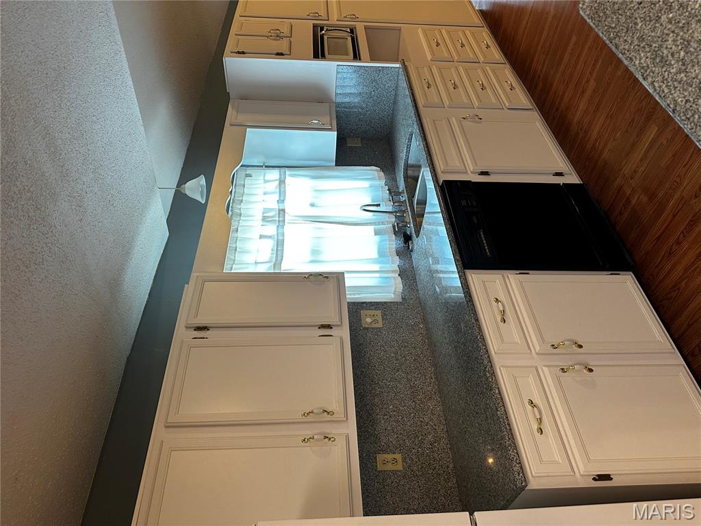 523 Foxtrail Drive