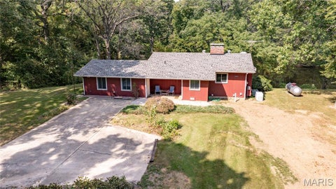 Photo of 13390 Staunton Bunker Hill Road, Bunker Hill, IL 62014 (MLS # 26060333)