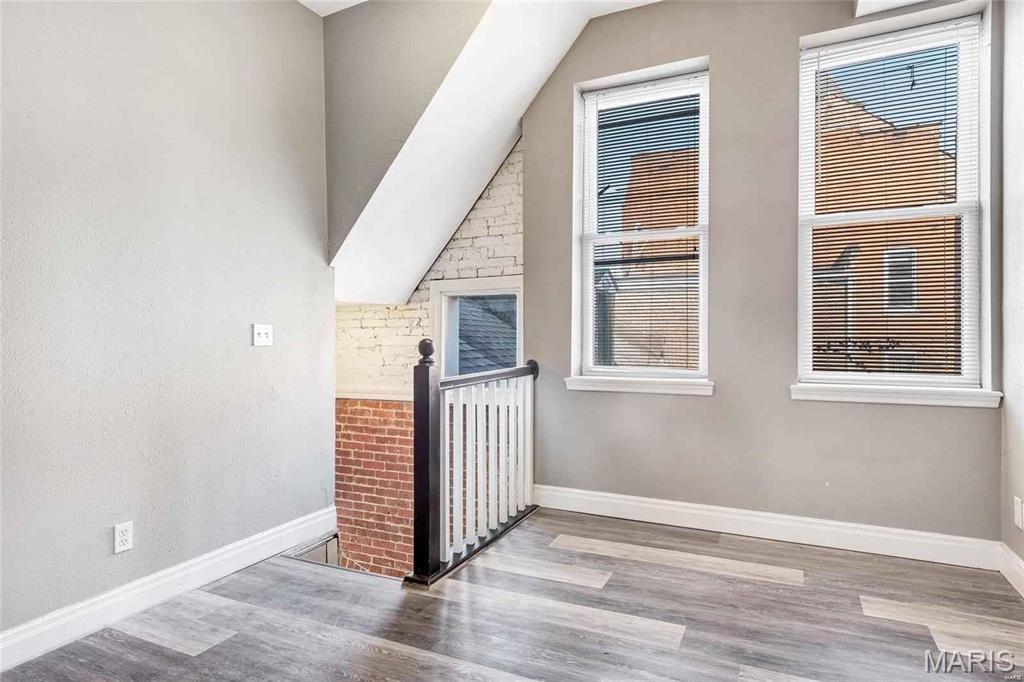 St Louis, Missouri 63104, United States, 3 Bedrooms Bedrooms, ,3 BathroomsBathrooms,Residential,Active,150073