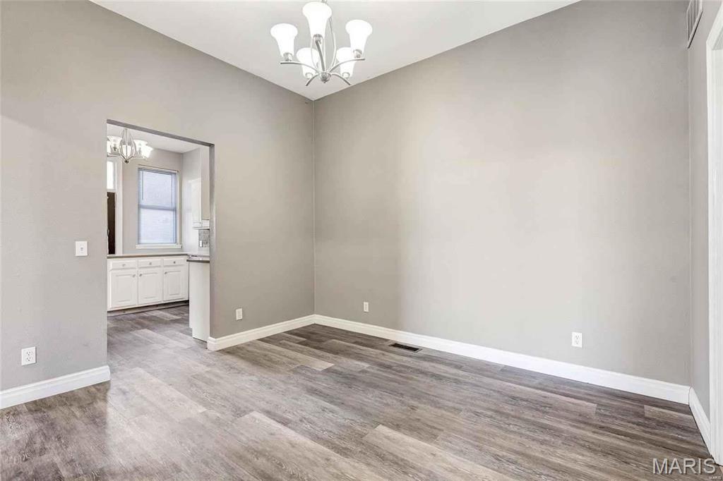 St Louis, Missouri 63104, United States, 3 Bedrooms Bedrooms, ,3 BathroomsBathrooms,Residential,Active,150073