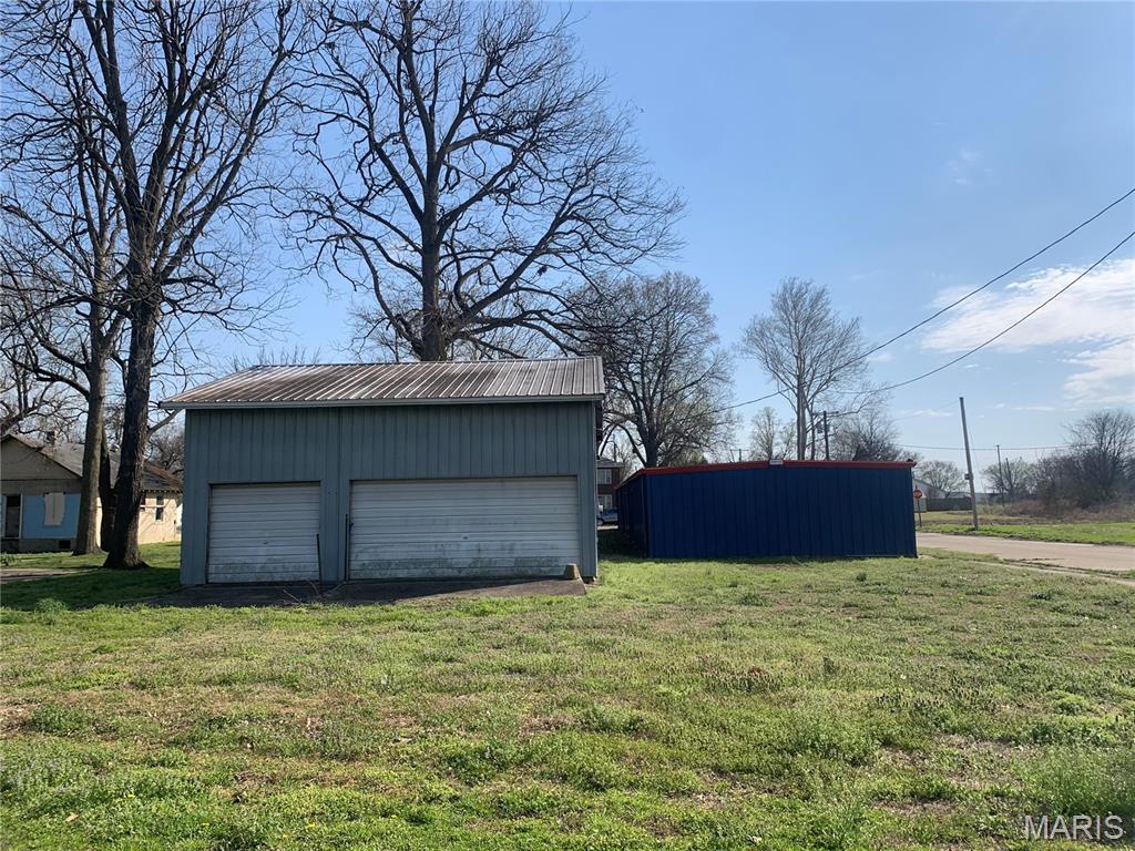 n/a - Commercial Sale