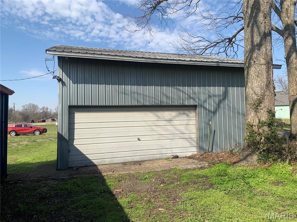 n/a - Commercial Sale