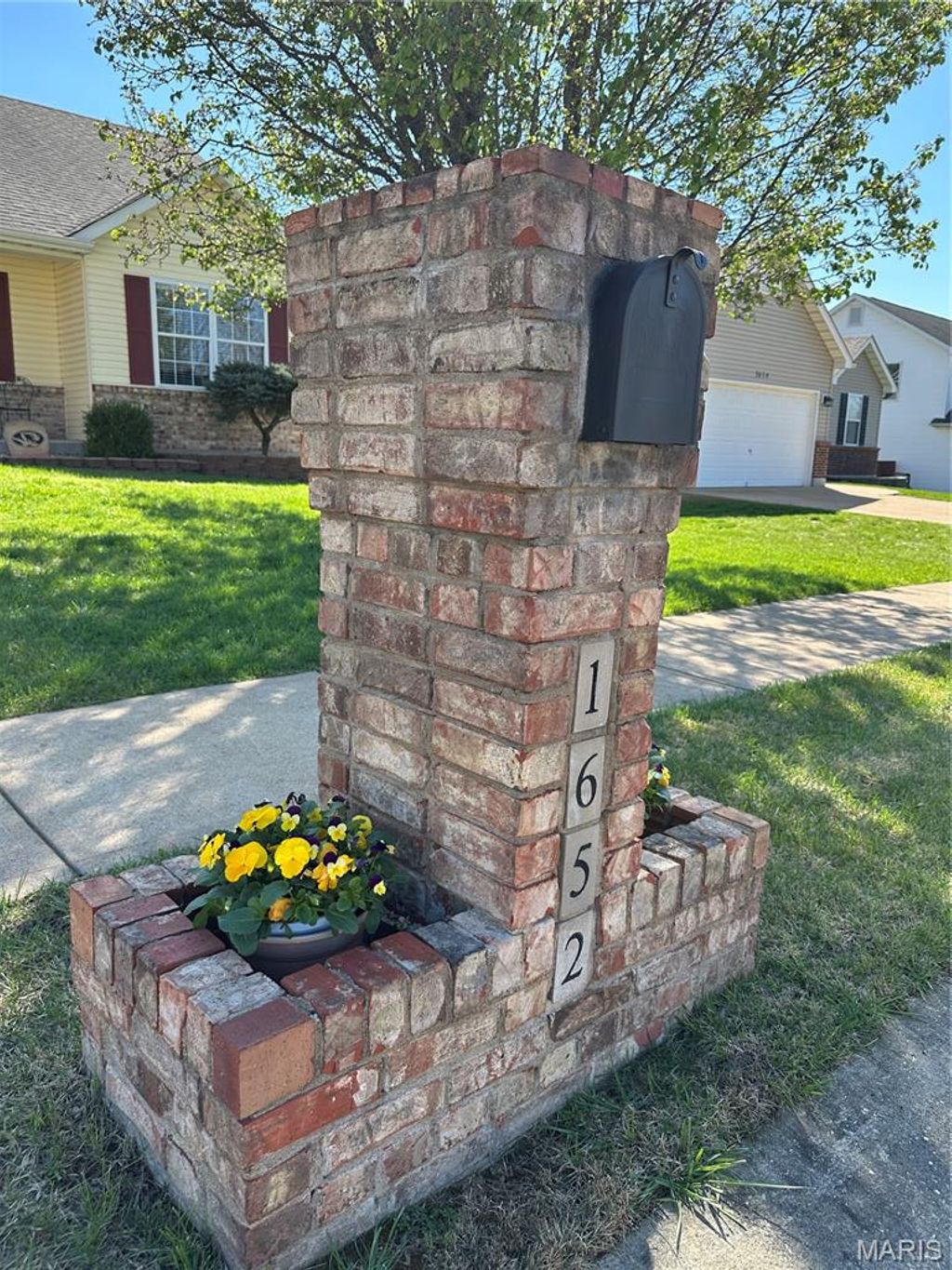 Photo of 1652 Bermuda Drive, Festus, MO 63028 (MLS # 26020748)