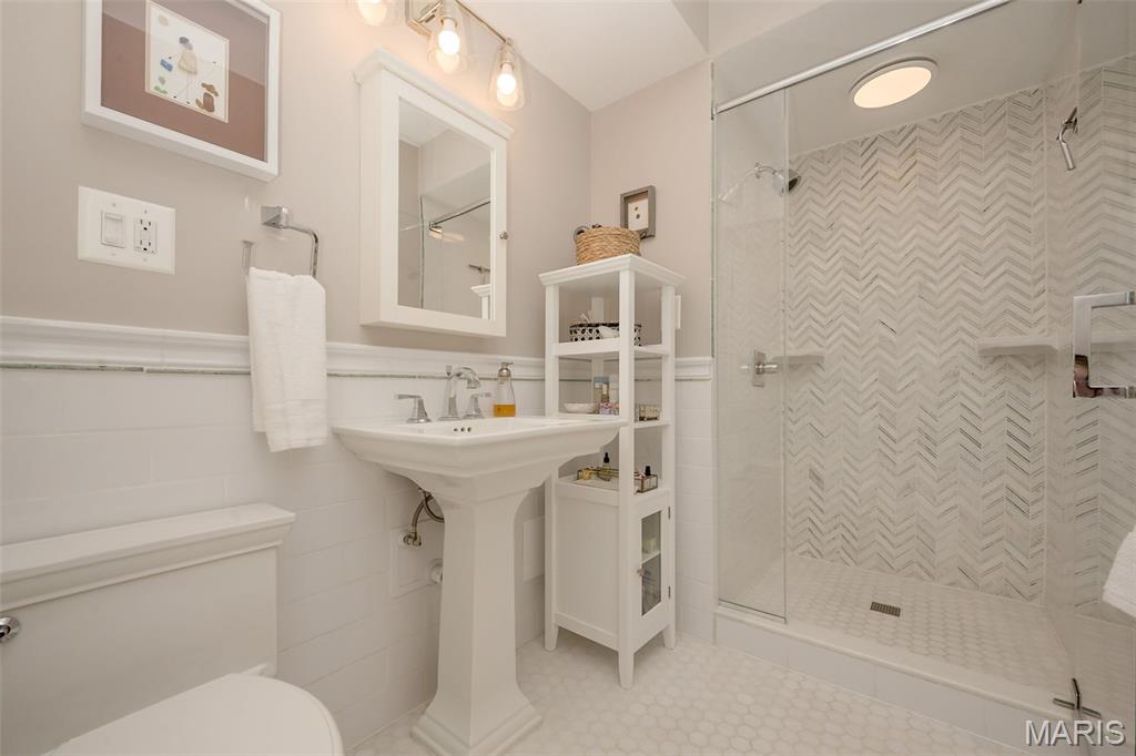 Fullertons Place Add - Residential