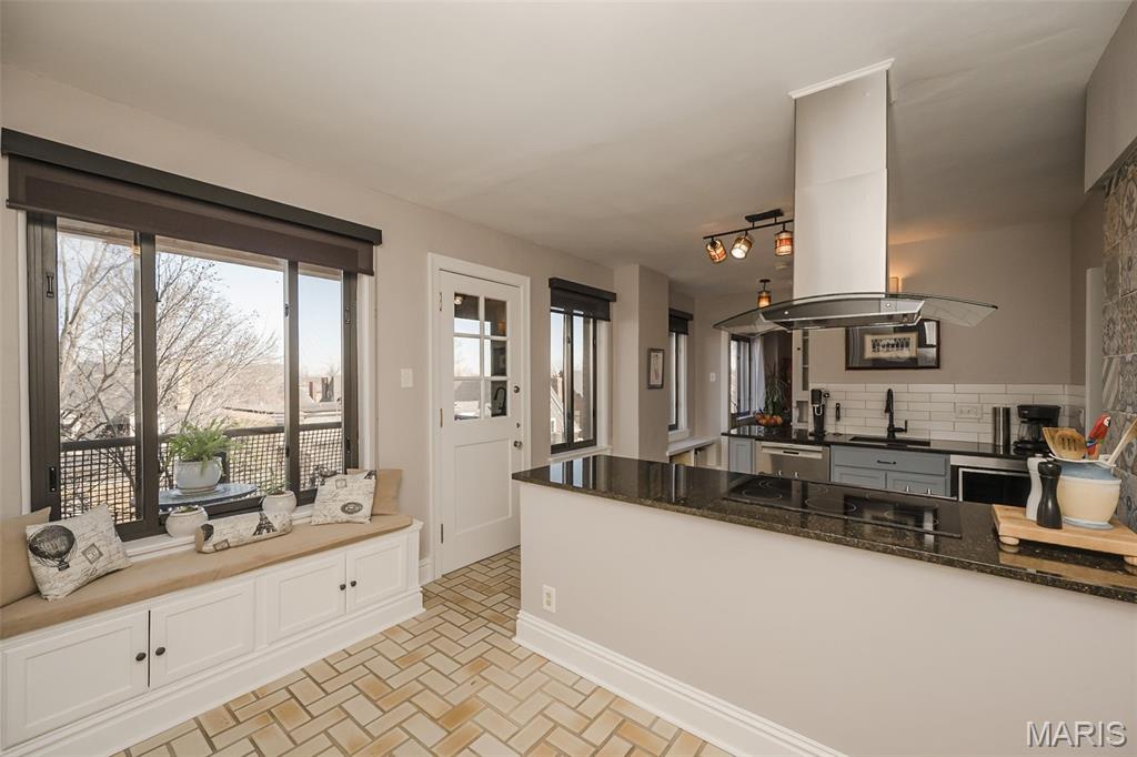 Fullertons Place Add - Residential