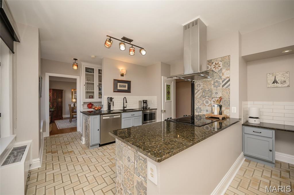 Fullertons Place Add - Residential