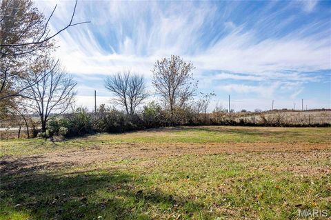 Tiny photo for 12838 Pike 403, Bowling Green, MO 63334 (MLS # 25076137)