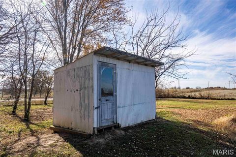 Tiny photo for 12838 Pike 403, Bowling Green, MO 63334 (MLS # 25076137)