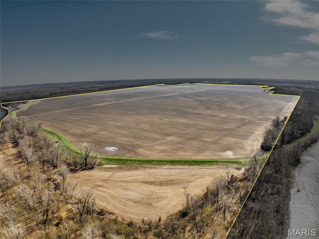 Photo of 4815 Aubuchon Road, Hazelwood, MO 63042 (MLS # 26015970)