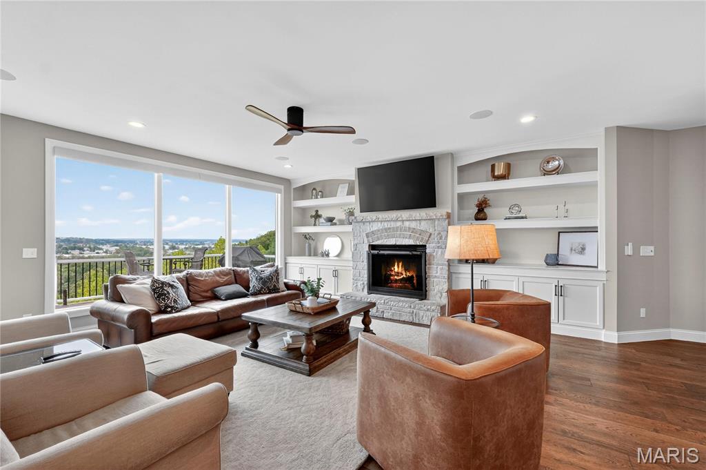 Tapawingo On The Green - Residential