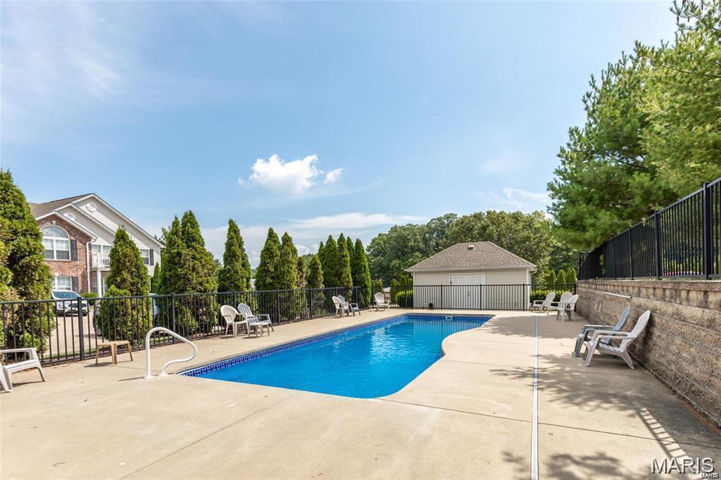 Herculaneum, Missouri 63048, United States, 2 Bedrooms Bedrooms, ,2 BathroomsBathrooms,Residential,Active,206670