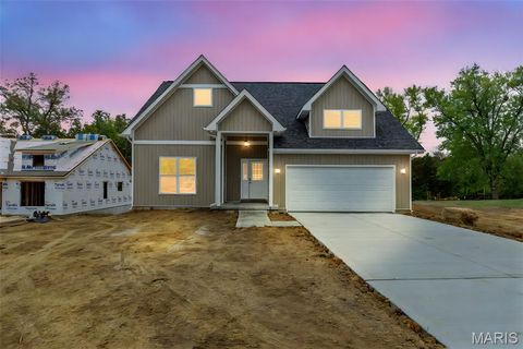 Photo of 630 W Boonslick Road, Warrenton, MO 63383 (MLS # 25068227)
