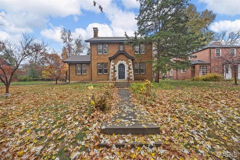 634 Barstow Place Webster Groves MO 63119