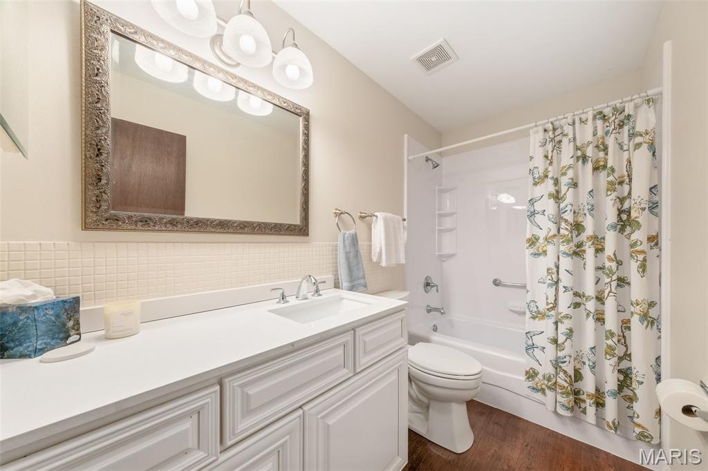 Bridgecrest Estates 1 Condo - Residential