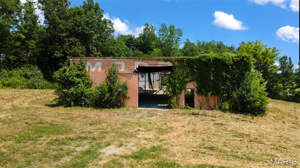 n/a - Commercial Sale