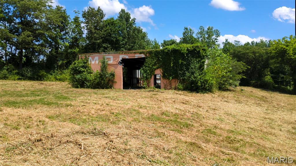 n/a - Commercial Sale