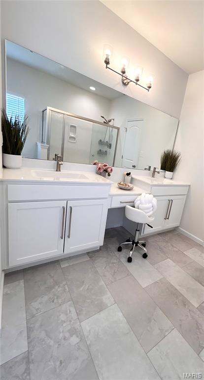 St Louis, Missouri 63129, United States, 4 Bedrooms Bedrooms, ,4 BathroomsBathrooms,Residential,Active,221840