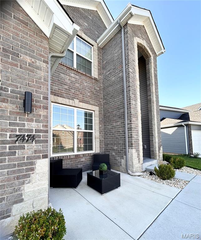 7474 Shadow Point Drive