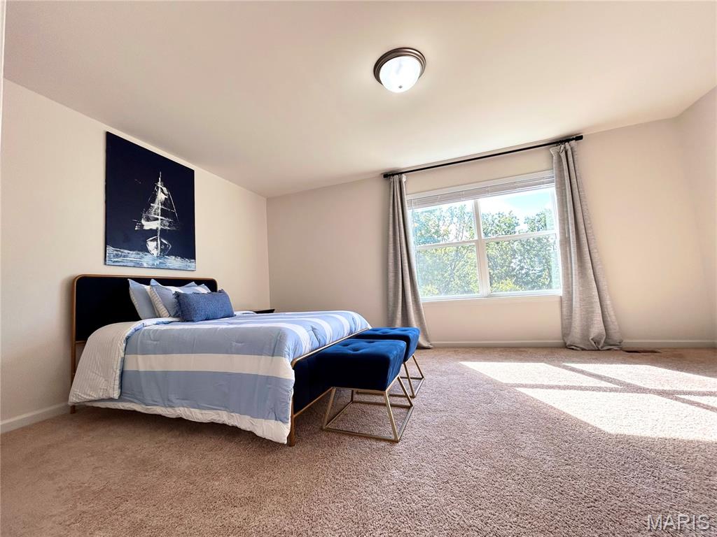 St Louis, Missouri 63129, United States, 4 Bedrooms Bedrooms, ,4 BathroomsBathrooms,Residential,Active,221840