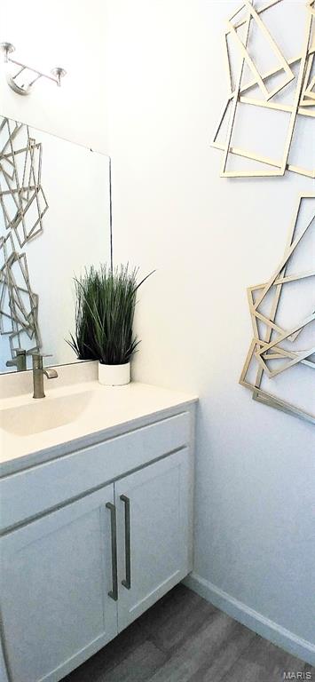 St Louis, Missouri 63129, United States, 4 Bedrooms Bedrooms, ,4 BathroomsBathrooms,Residential,Active,221840