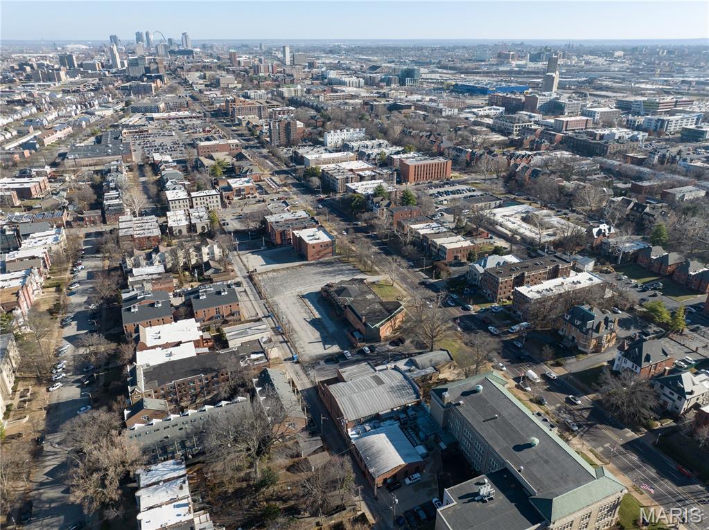 Lindells Add 02 - Land