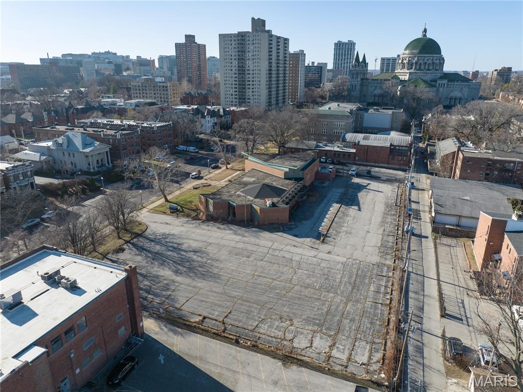 4359 Lindell Boulevard