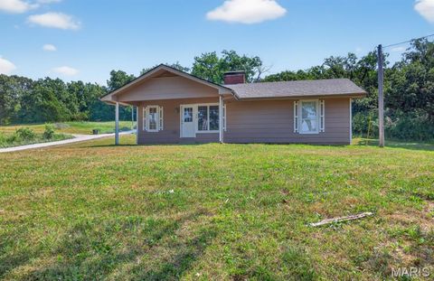 Tiny photo for 230 Hammett Road, Winfield, MO 63389 (MLS # 25056461)