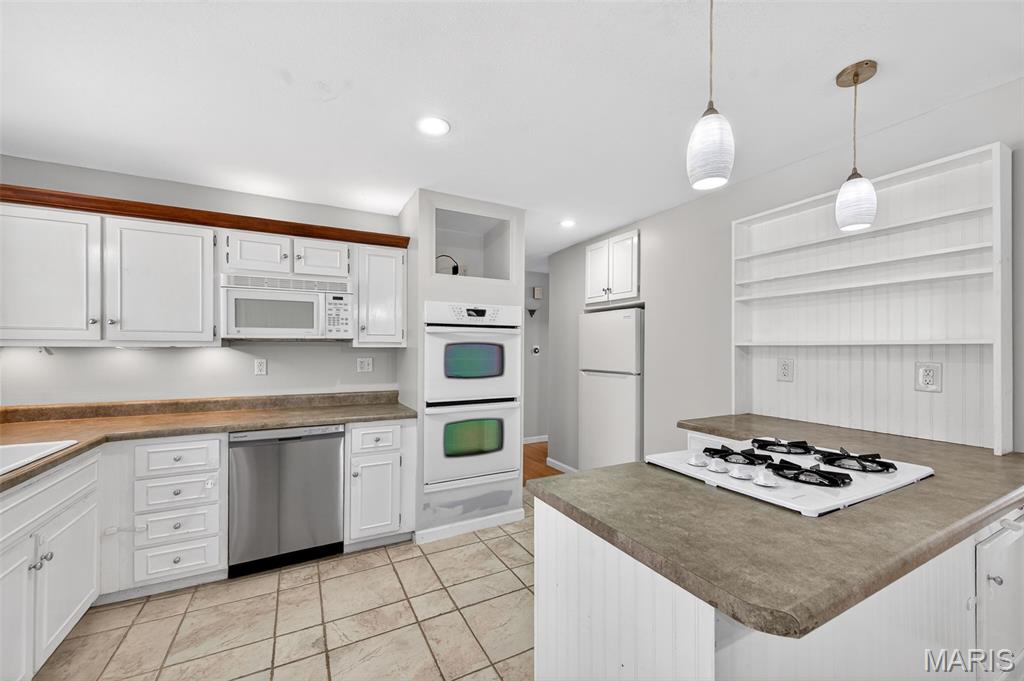 Creve Coeur Meadows - Residential