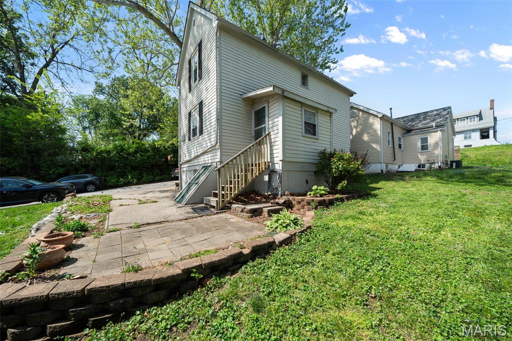 City/St Charles - Residential