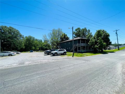 404 E Massachusetts Street Steeleville IL 62288