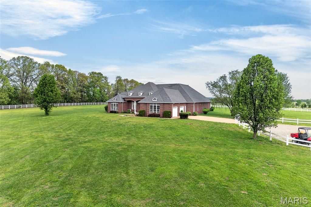 Photo of 11447 Highway D, Dixon, MO 65459 (MLS # 26019807)