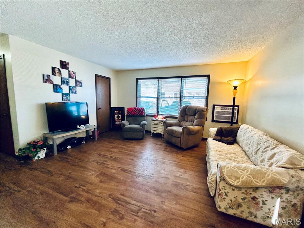 Thomas Apartments - Residential Income