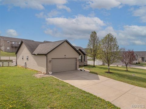 Tiny photo for 299 Rockport Drive, Troy, MO 63379 (MLS # 26011688)