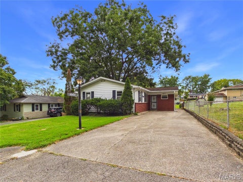 Tiny photo for 2613 Gardenia Lane, Cape Girardeau, MO 63703 (MLS # 26061816)