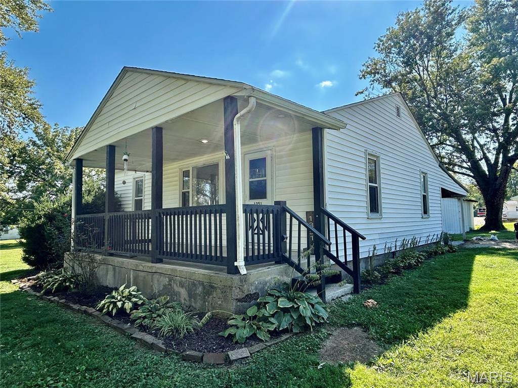 Photo of 1351 Mulberry Street, Bismarck, MO 63624 (MLS # 26056904)