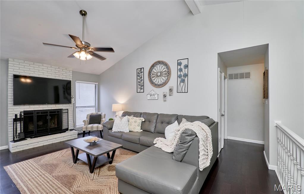 204 Oakbriar Farm Drive