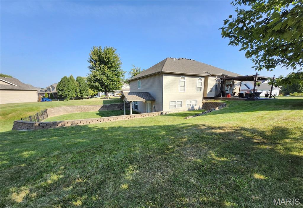 2033 Grandview Drive