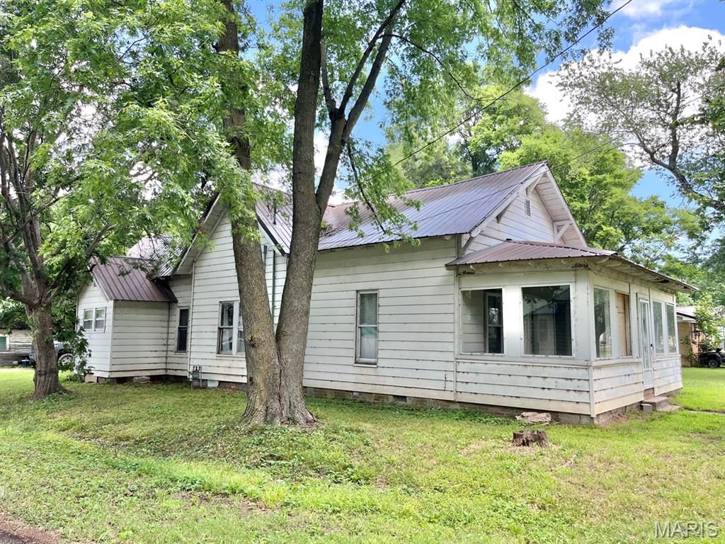 Photo of 324 W Main Street, Essex, MO 63846 (MLS # 26037831)