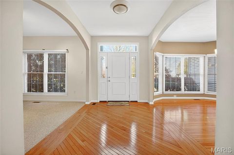 Tiny photo for 811 Wheaton Way, Creve Coeur, MO 63141 (MLS # 25074702)