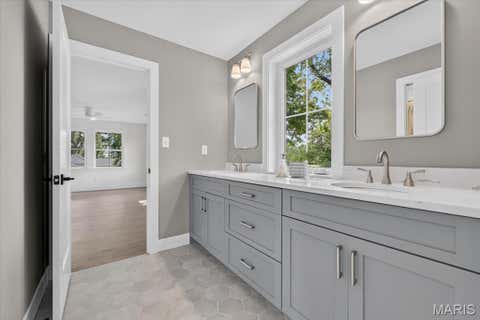 Tiny photo for 12 Beacon Hill Lane, Creve Coeur, MO 63141 (MLS # 26048814)