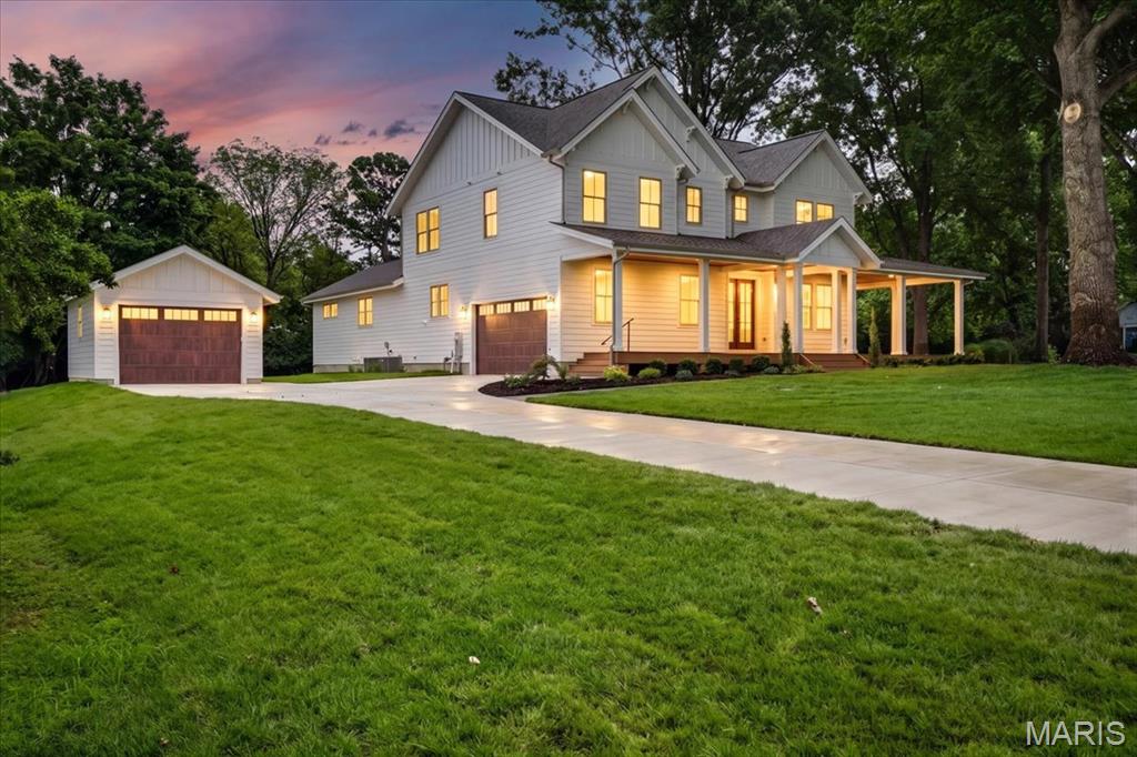 12 Beacon Hill Lane