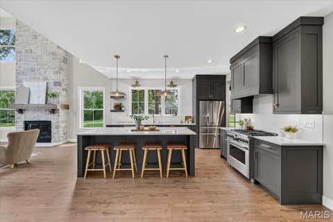 Tiny photo for 12 Beacon Hill Lane, Creve Coeur, MO 63141 (MLS # 26048814)
