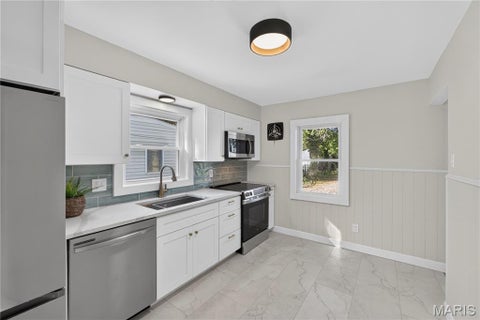 Tiny photo for 925 N Geyer Road, Kirkwood, MO 63122 (MLS # 26066050)