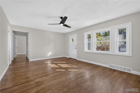 Tiny photo for 925 N Geyer Road, Kirkwood, MO 63122 (MLS # 26066050)