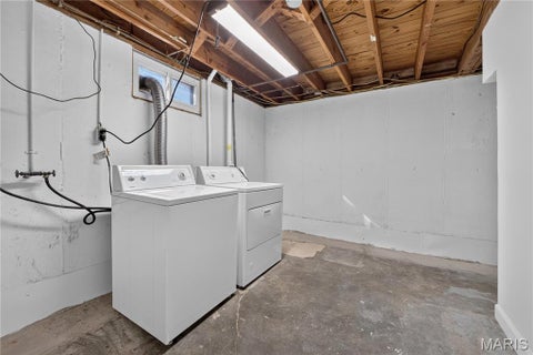 Tiny photo for 925 N Geyer Road, Kirkwood, MO 63122 (MLS # 26066050)